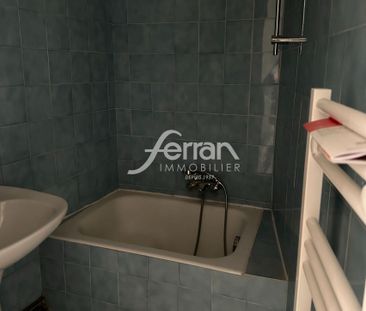 Location Appartement 1 pièce 37m² SALERNES 83690 - Photo 3