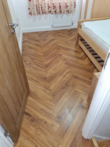 3 Bed Semi-Detached House, Hornsby Close, LU2 - Photo 5