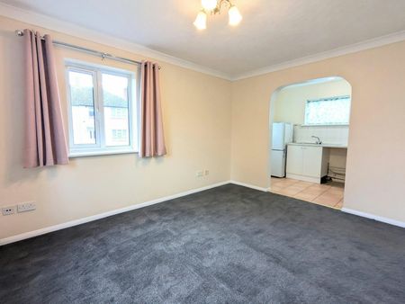 Flat to rent on - Photo 4