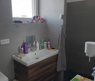 Pronájem bytu 1+1 38 m² - Fotografie 2