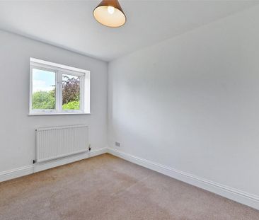 3 bedroom detached house to rent - Photo 1
