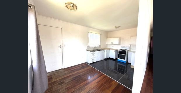 High-Set Family Home - Ready to Move In! - Photo 1