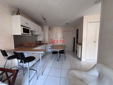 Location Appartement 2 pièces 34m² - Photo 3