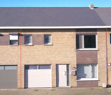 Huis te huur in Eeklo voor € 1.100 met 3 slaapkamers - Foto 2