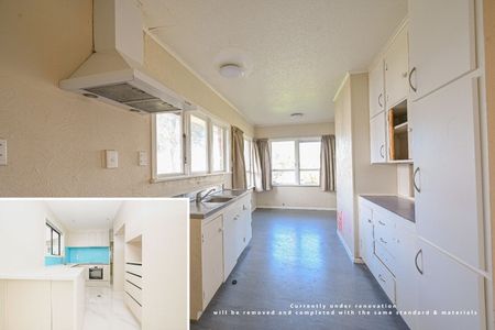 Newly Renovated Family Living in Prime Location - Built by MJ HOME Group - Photo 2