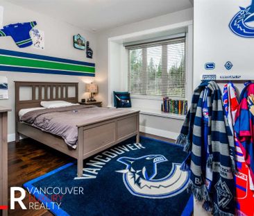 House in Coquitlam, BC - Photo 1