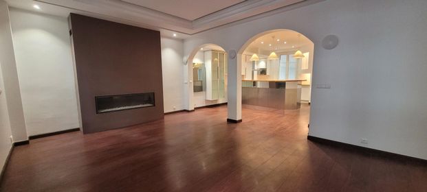 Location Appartement 3 pièces 81m² ISSY LES MOULINEAUX 92130 - Photo 1