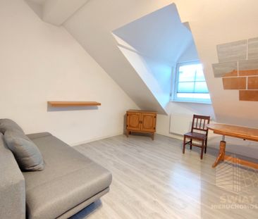 Przestronna kawalerka, osobna kuchnia - Zdjęcie 2