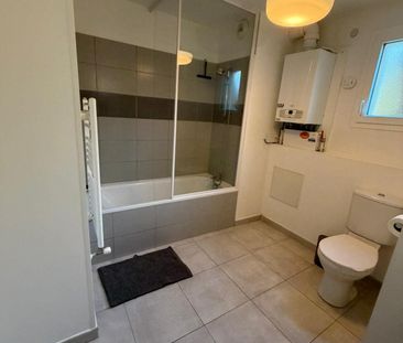 Location Appartement 2 pièces 43m² PESSAC 33600 - Photo 1