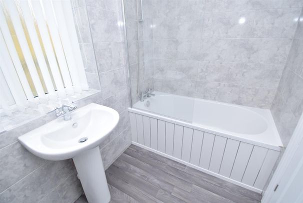 Wesley Street, Wakefield - Photo 1