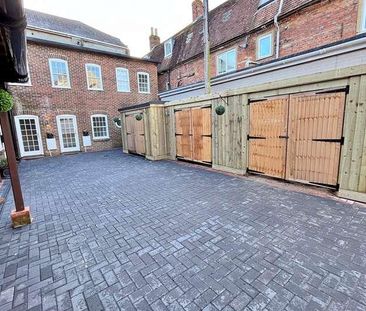 Blandford, DT11 - Photo 2