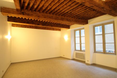 Location Appartement 2 pièces 74m² BESANCON 25000 - Photo 2