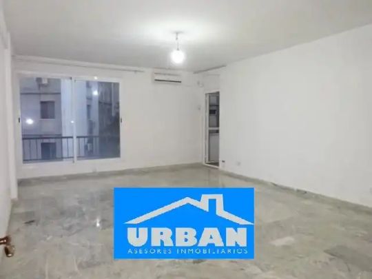 Piso de alquiler en Los Remedios - Photo 1