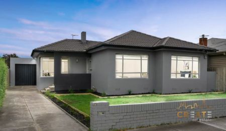 78 Cary Street, Sunshine North VIC 3020 - Photo 2