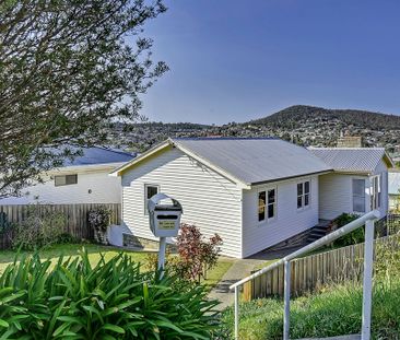 5 Oliver Avenue Lindisfarne TAS 7015 Australia - Photo 4
