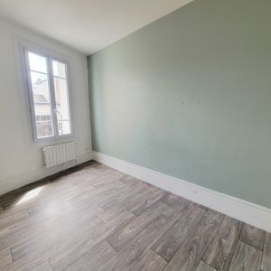Location Appartement 2 pièces 29m² - Photo 2