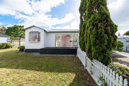 3 bedroom+1 Utility Mt Wellington - Photo 4