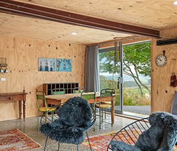 A home of elegance, ease and true tranqulity - Photo 3