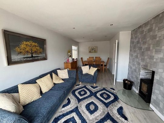 2 bedroom bungalow to rent - Photo 1