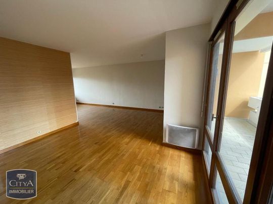 Location Appartement 4 pièces 93m² VILLEURBANNE 69100 - Photo 1