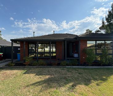9 Somerville Road, Hampton Park VIC - Photo 1