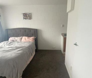 Unit 2, 1 Kenton Lane, Mangere, Auckland - Photo 3