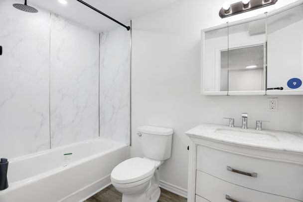 For Lease - 142 Meadowlands Drive, Meadowlands - Crestview and Area, Ontario - Photo 1