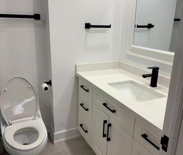 For Lease - 2513 Benedet Drive, Mississauga, Ontario - Photo 6