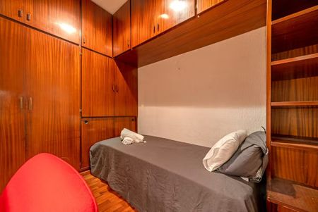 Carrer de Padilla, Barcelona, Catalonia 08025 - Photo 5