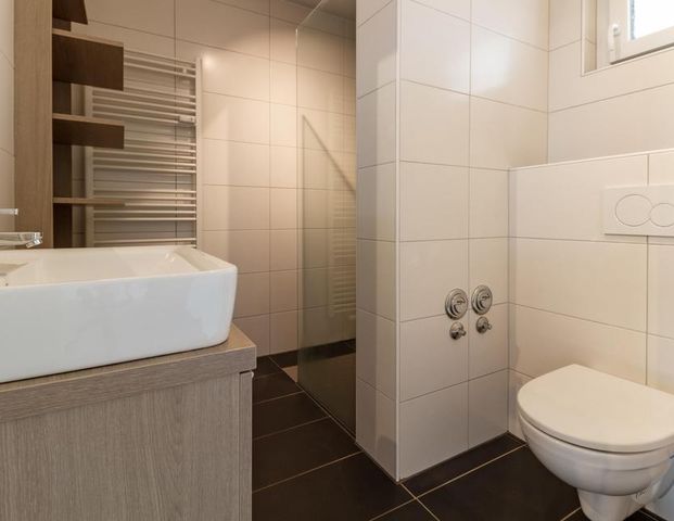 Penthousewohnung mit schöner Dachterrasse und tollem Blick Trier-Petrisberg - Photo 1