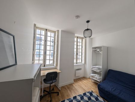 Location Appartement 1 pièce 16m² NANTES 44000 - Photo 2
