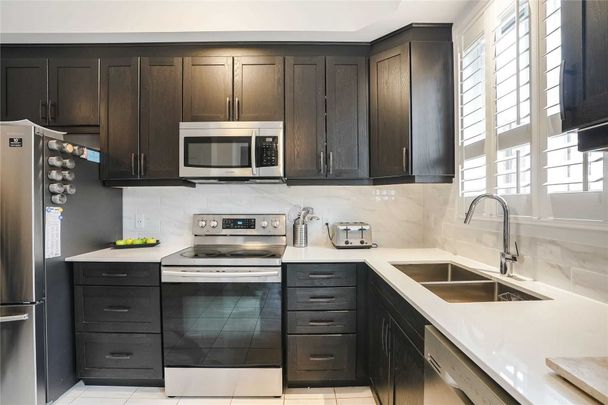 For Lease - 30 Times Square Boulevard Unit# 290, Hamilton, Ontario - Photo 1