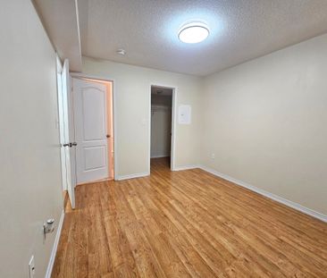 For Lease - 2488 Post Road Unit# 21, Oakville, Ontario - Photo 3