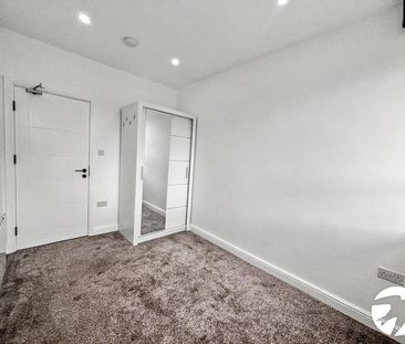 2 bedroom property to rent - Photo 2