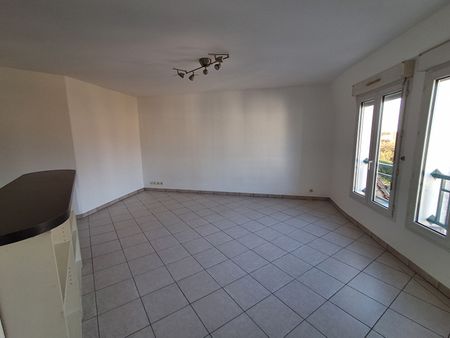 Location Appartement 2 pièces 48m² - Photo 2