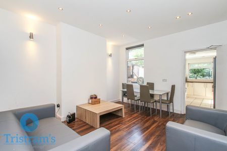 5 bed Mid Terraced House for Rent - Photo 2