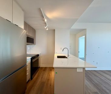For Lease - 2075 Lakeshore Road, Burlington, Ontario - Photo 5