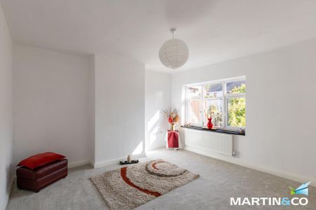 2 bedroom semi-detached bungalow to rent - Photo 2