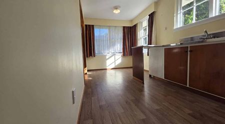 Spacious, Sunny & Super Tidy – A Hidden Gem in St Albans - Photo 4