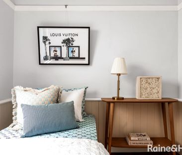 Charming Renovated Home in Marrickville - Photo 5