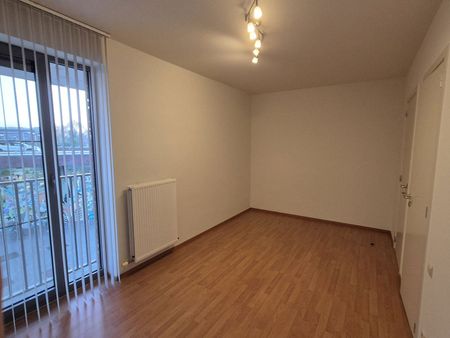 Instapklaar appartement met terras in het hart van Tessenderlo-Ham. - Foto 2
