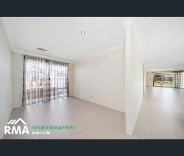 39 Botanic Avenue, Banksia Grove, WA 6031 - Photo 2