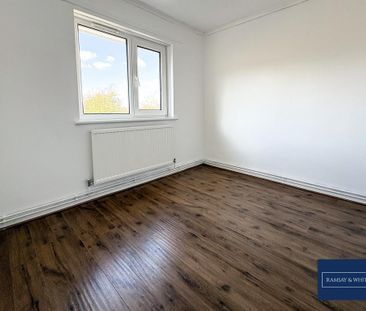 2 bedroom maisonette to rent - Photo 3