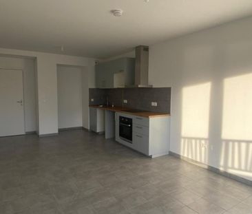 Location Appartement 2 pièces 42m² TOURS 37200 - Photo 2