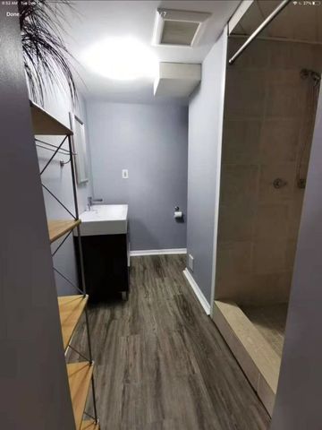 For Lease - 5375 Turney Drive, Mississauga, Ontario - Photo 3