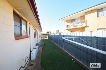 ONE BEDROOM UNIT IN SOUTH - Photo 3