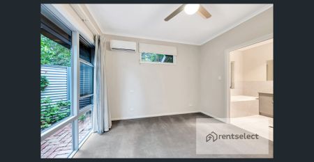 So Many Features PLUS Solar Panels! - Photo 3