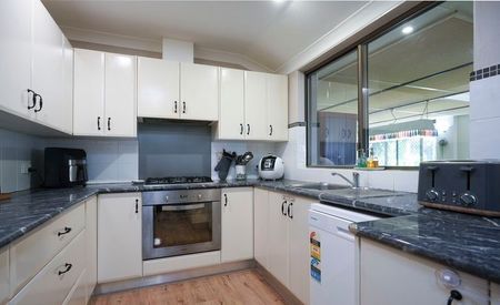 8 Beete Place, Beechboro WA 6063 - House For Rent | Domain - Photo 5