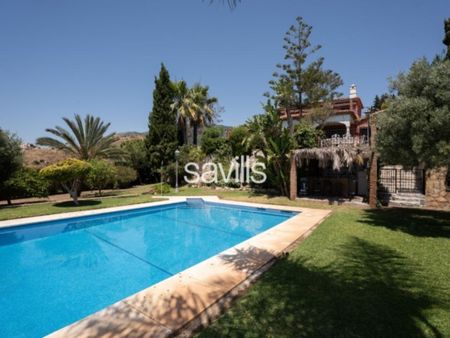 7 room luxury Villa for rent in Benalmádena, Andalusia - Photo 4