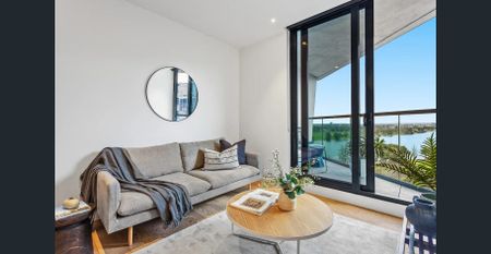 Modern City Living With Lakeside Lifestyle!! - Photo 3